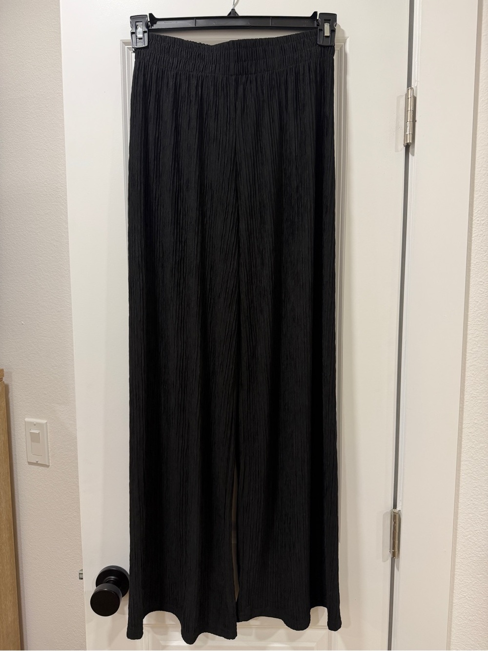 Black Crinkle Pants